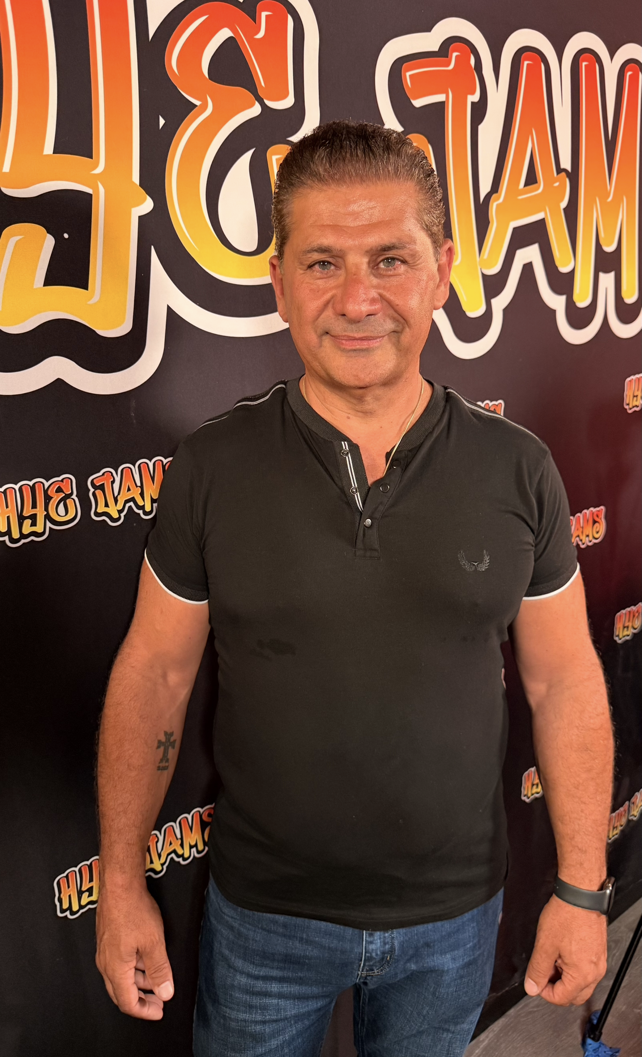 Joseph Krikorian featured on Hye Jams Between the Notes
